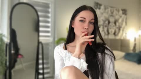 Snapshot of babycoffee chatting on 20, 11, 2025 Baby Coffee online show from 20, 11, 2025