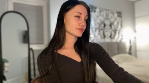 Snapshot of babycoffee chatting on 24, 11, 2025 Baby Coffee online show from 24, 11, 2025