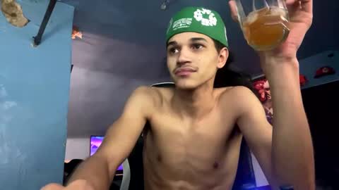 Snapshot of babyd0103 chatting on 15, 12, 2024 babyD online show from 15, 12, 2024