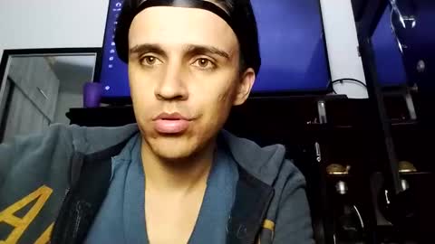 Snapshot of babydarkpink chatting on 19, 10, 2025 Dani  online show from 19, 10, 2025