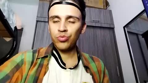 Snapshot of babydarkpink chatting on 29, 10, 2025 Dani  online show from 29, 10, 2025