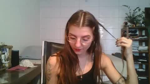 Snapshot of babydemon6 chatting on 17, 9, 2025 babydemon6 online show from 17, 9, 2025