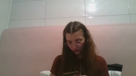 Snapshot of babydemon6 chatting on 30, 9, 2025 babydemon6 online show from 30, 9, 2025