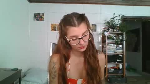 Snapshot of babydemon6 chatting on 23, 2, 2026 babydemon6 online show from 23, 2, 2026