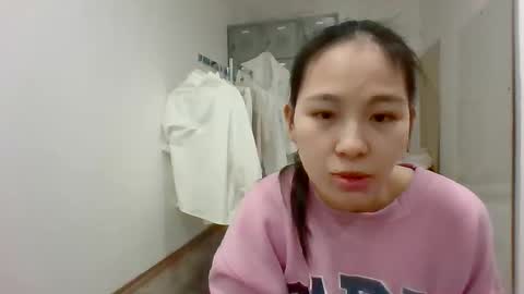 babydoll1022 online show from 1, 12, 2025