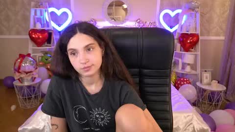 Snapshot of babyflowerr chatting on 18, 2, 2025 Sasha online show from 18, 2, 2025