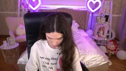 Snapshot of babyflowerr chatting on 7, 3, 2025 Sasha online show from 7, 3, 2025