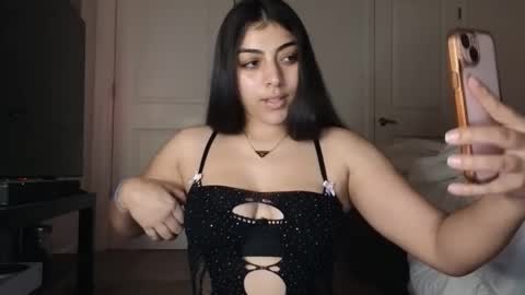 Snapshot of babygotbackends chatting on 13, 1, 2025 BabyGotBackends online show from 13, 1, 2025