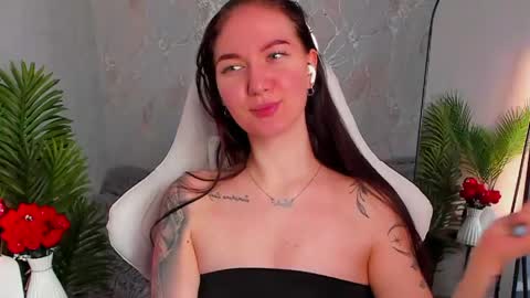 Snapshot of babyisperfect chatting on 28, 4, 2026 Sophia online show from 28, 4, 2026