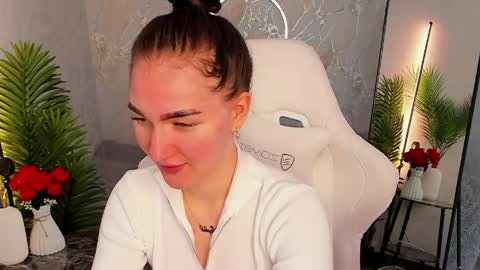 Snapshot of babyisperfect chatting on 20, 5, 2026 Sophia online show from 20, 5, 2026
