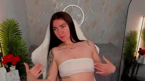 Snapshot of babyisperfect chatting on 3, 6, 2026 Sophia online show from 3, 6, 2026