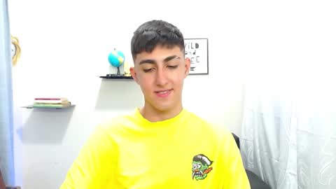 Snapshot of babymaik chatting on 23, 12, 2024 babymaik online show from 23, 12, 2024
