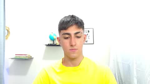 Snapshot of babymaik chatting on 23, 12, 2024 babymaik online show from 23, 12, 2024