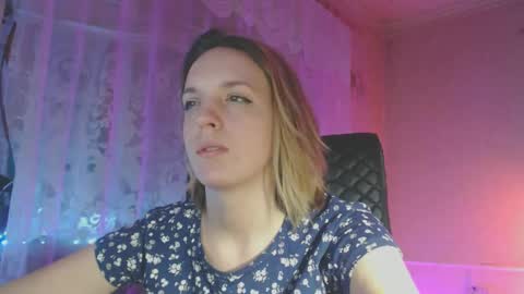 Sonya online show from 5, 3, 2025