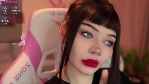 Snapshot of babyroxynill chatting on 8, 4, 2026 Nika online show from 8, 4, 2026