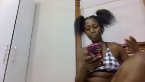 Snapshot of babytylerr chatting on 5, 1, 2026 babytylerr online show from 5, 1, 2026