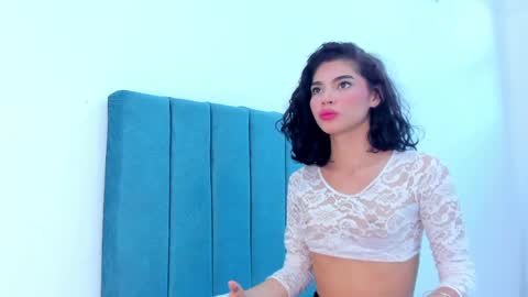 Snapshot of babyvale_ chatting on 24, 4, 2026 Valentina online show from 24, 4, 2026