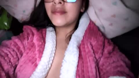 Snapshot of babyymango_ chatting on 9, 5, 2026 Gisselle online show from 9, 5, 2026