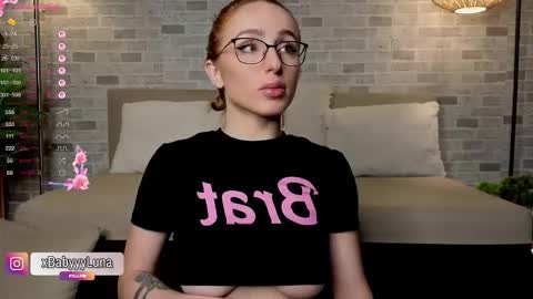 BabyyyLuna online show from 24, 10, 2025