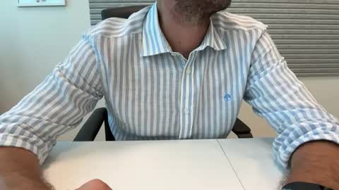 Snapshot of backtoureon chatting on 20, 7, 2026 backtoureon online show from 20, 7, 2026
