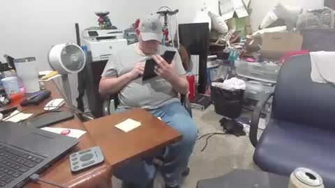 Snapshot of bad_boy4u2abuse chatting on 6, 1, 2026 bad_boy4u2abuse online show from 6, 1, 2026