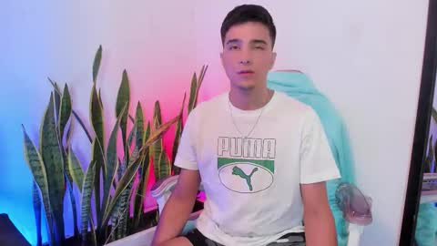 Snapshot of bad_boy_21_ chatting on 8, 3, 2026 bad_boy_21_ online show from 8, 3, 2026