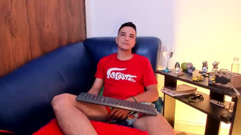 Snapshot of bad_boy_21_ chatting on 27, 3, 2026 bad_boy_21_ online show from 27, 3, 2026