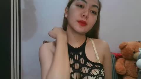 Snapshot of badaxx_tricia chatting on 14, 10, 2025 tricia online show from 14, 10, 2025