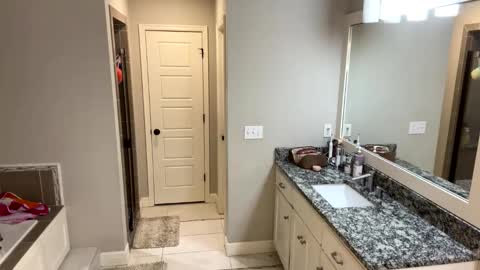 HotWifeFun32 online show from 24, 12, 2024