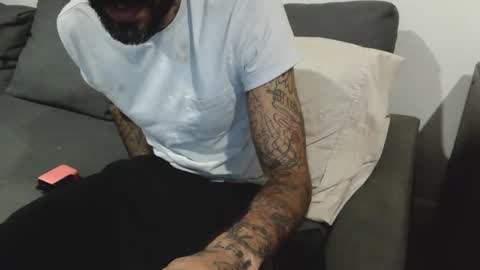 Snapshot of badcouple_ chatting on 13, 10, 2025 BadCouple  online show from 13, 10, 2025