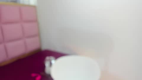 Snapshot of baddest_cat chatting on 18, 3, 2026 baddestcat online show from 18, 3, 2026