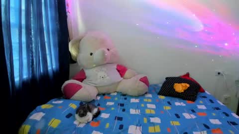 Snapshot of baddest_cat chatting on 28, 4, 2026 baddestcat online show from 28, 4, 2026