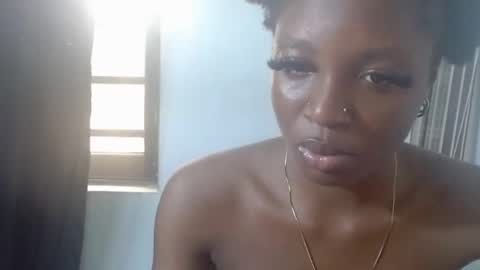 baddiebitchx online show from 11, 4, 2026