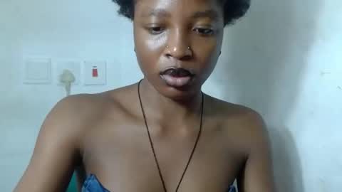 Snapshot of baddiebitchx chatting on 14, 6, 2026 baddiebitchx online show from 14, 6, 2026