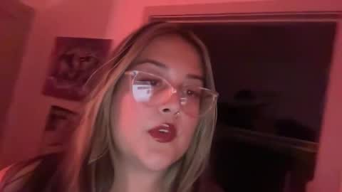 Snapshot of baddiemaddiee69 chatting on 30, 11, 2025 baddiemaddiee69 online show from 30, 11, 2025