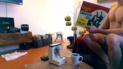 Mexican livin Off the Wall online show from 22, 11, 2025