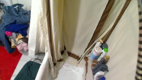 Snapshot of badnews68 chatting on 18, 12, 2024 StillPoPimpin online show from 18, 12, 2024