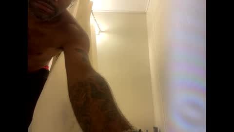 Snapshot of badnews68 chatting on 15, 9, 2025 StillPoPimpin online show from 15, 9, 2025