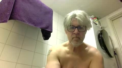 Snapshot of baggelina75 chatting on 26, 4, 2026 baggelina75 online show from 26, 4, 2026