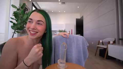 Bailey online show from 28, 2, 2025