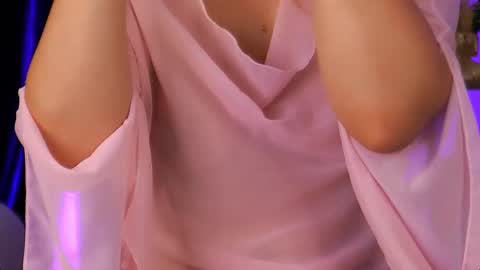 Snapshot of bailey_evans chatting on 5, 11, 2025 Bailey online show from 5, 11, 2025