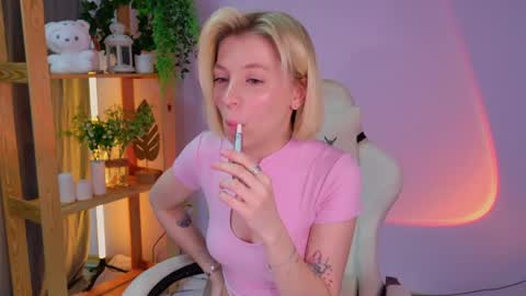 Elly online show from 2, 6, 2026