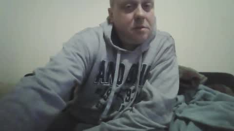 Snapshot of ballzrockwell chatting on 4, 4, 2026 ballzrockwell online show from 4, 4, 2026