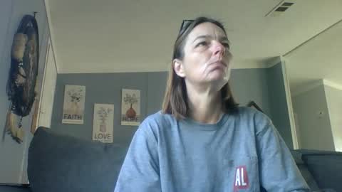 Snapshot of bamacpl80 chatting on 10, 4, 2026 bamacpl80 online show from 10, 4, 2026