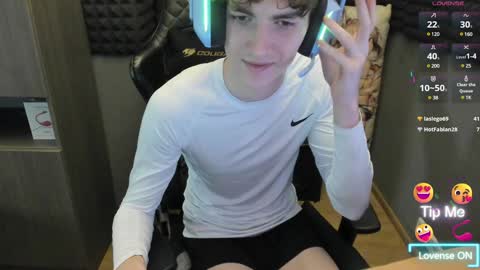 Snapshot of bambelbye chatting on 19, 12, 2024 Gaz online show from 19, 12, 2024