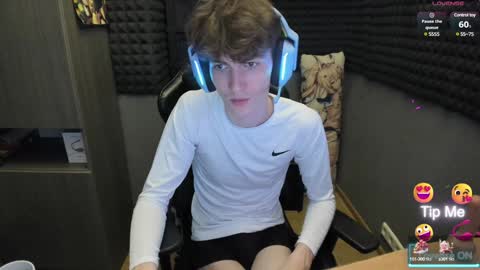 Snapshot of bambelbye chatting on 20, 12, 2024 Gaz online show from 20, 12, 2024