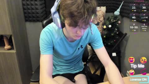 Snapshot of bambelbye chatting on 2, 1, 2025 Gaz online show from 2, 1, 2025