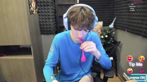 Snapshot of bambelbye chatting on 5, 1, 2025 Gaz online show from 5, 1, 2025