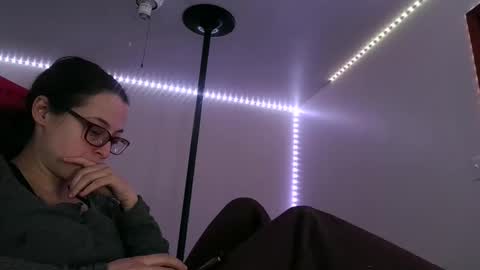 Snapshot of bambiboo8113 chatting on 24, 1, 2025 bambiboo8113 online show from 24, 1, 2025