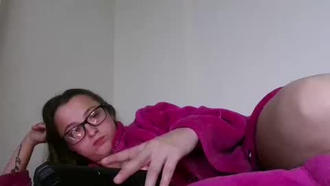 Snapshot of bambiboo8113 chatting on 10, 10, 2025 bambiboo8113 online show from 10, 10, 2025